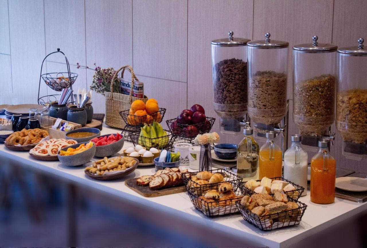 Holiday Inn Express Hyderabad Hitec City By Ihg Zewnętrze zdjęcie